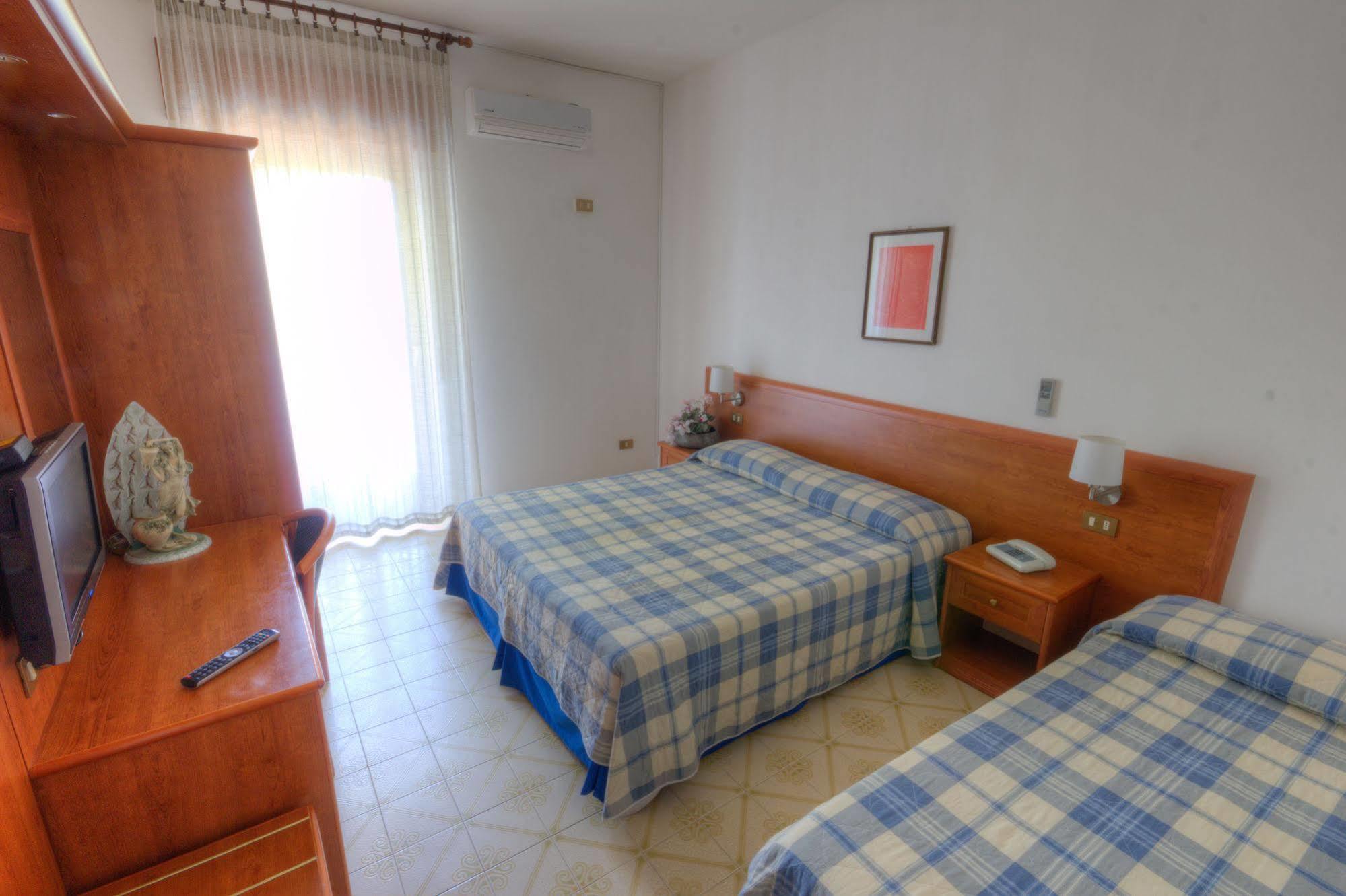 Park Hotel Paglianza Paradiso Peschici Kültér fotó